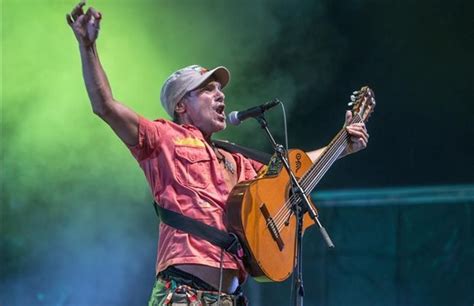 ¡El Concierto Revelación de Manu Chao: Una Noche Inolvidable de Música y Alegría! Un encuentro con la leyenda del rock latino y un viaje musical por los rincones del mundo